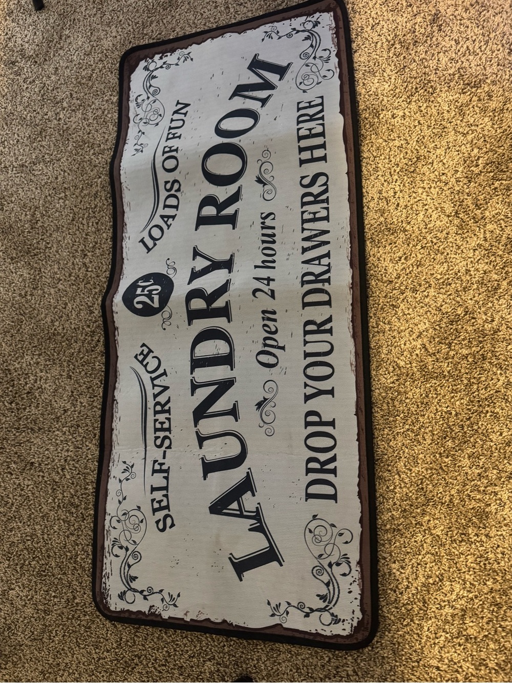 Preowned 20”x46” White & Black Laundry Room Rug Item #PHK7886